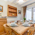 Lobster Pot Cottage - Whitby